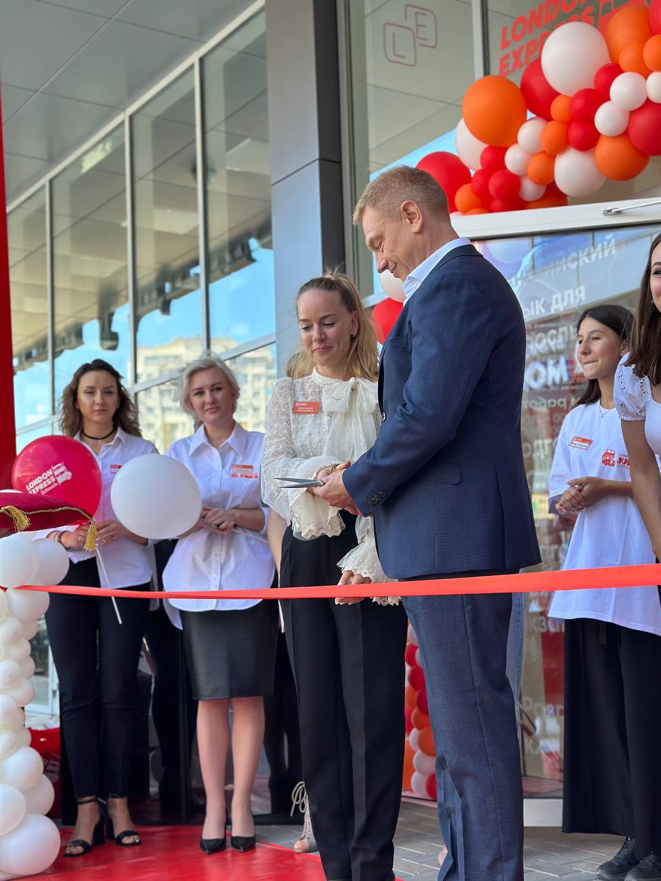 В Новороссийске открылись два проекта London Express Group: школа иностранных языков и центр детского развития