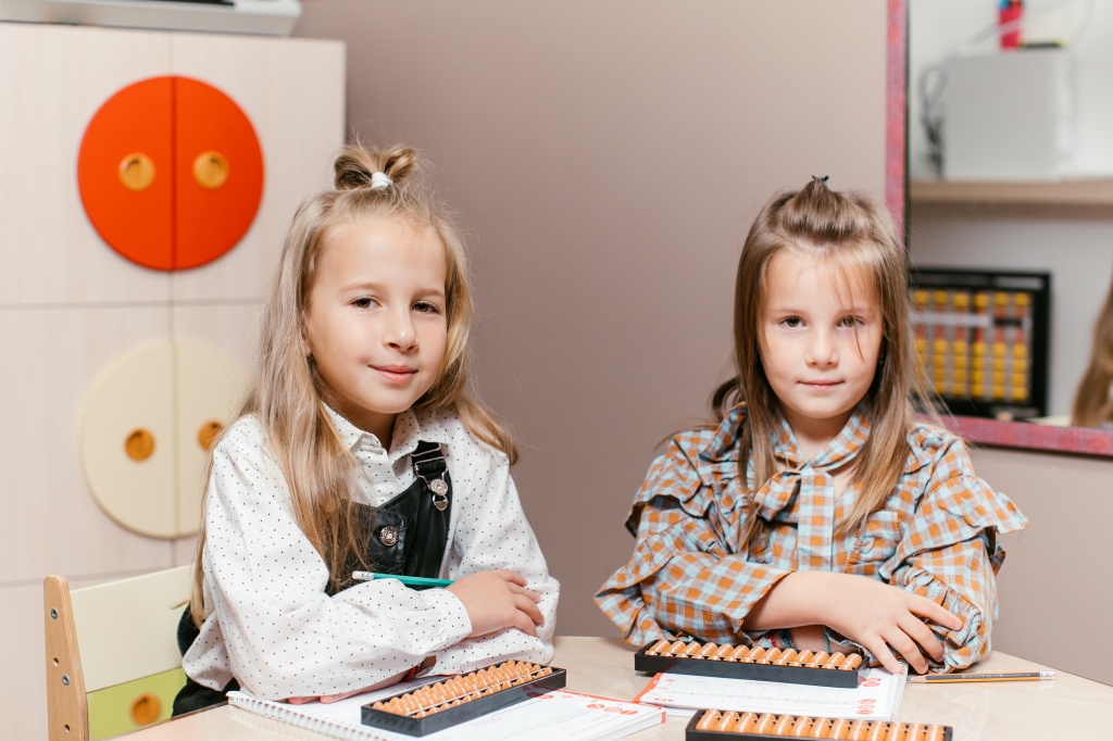 Ментальная арифметика для детей в London Express Junior